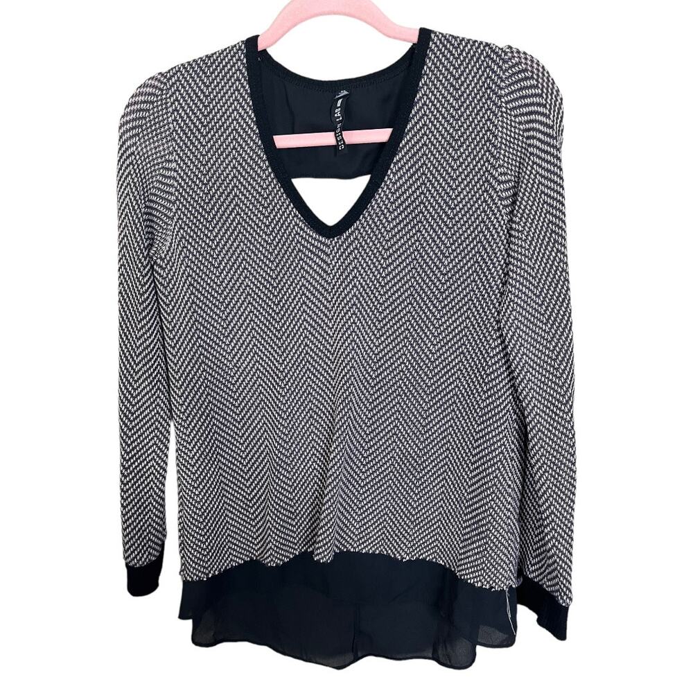 Design Lab Lord & Taylor long sleeve cutout chevron layered black cream knit S